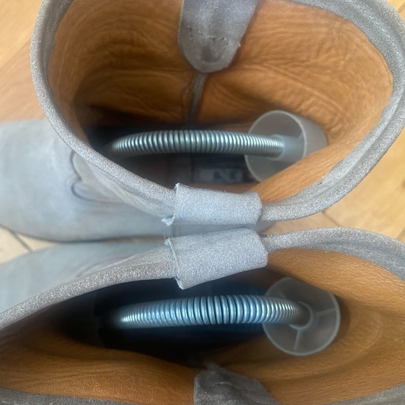 Isabel Marant Size 40 gray suede slouch boots - Picture 8 of 8